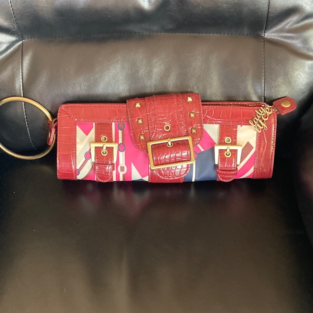 Patterned Red Faux-Croc Trim Wristlet Clutch with Gold Ring